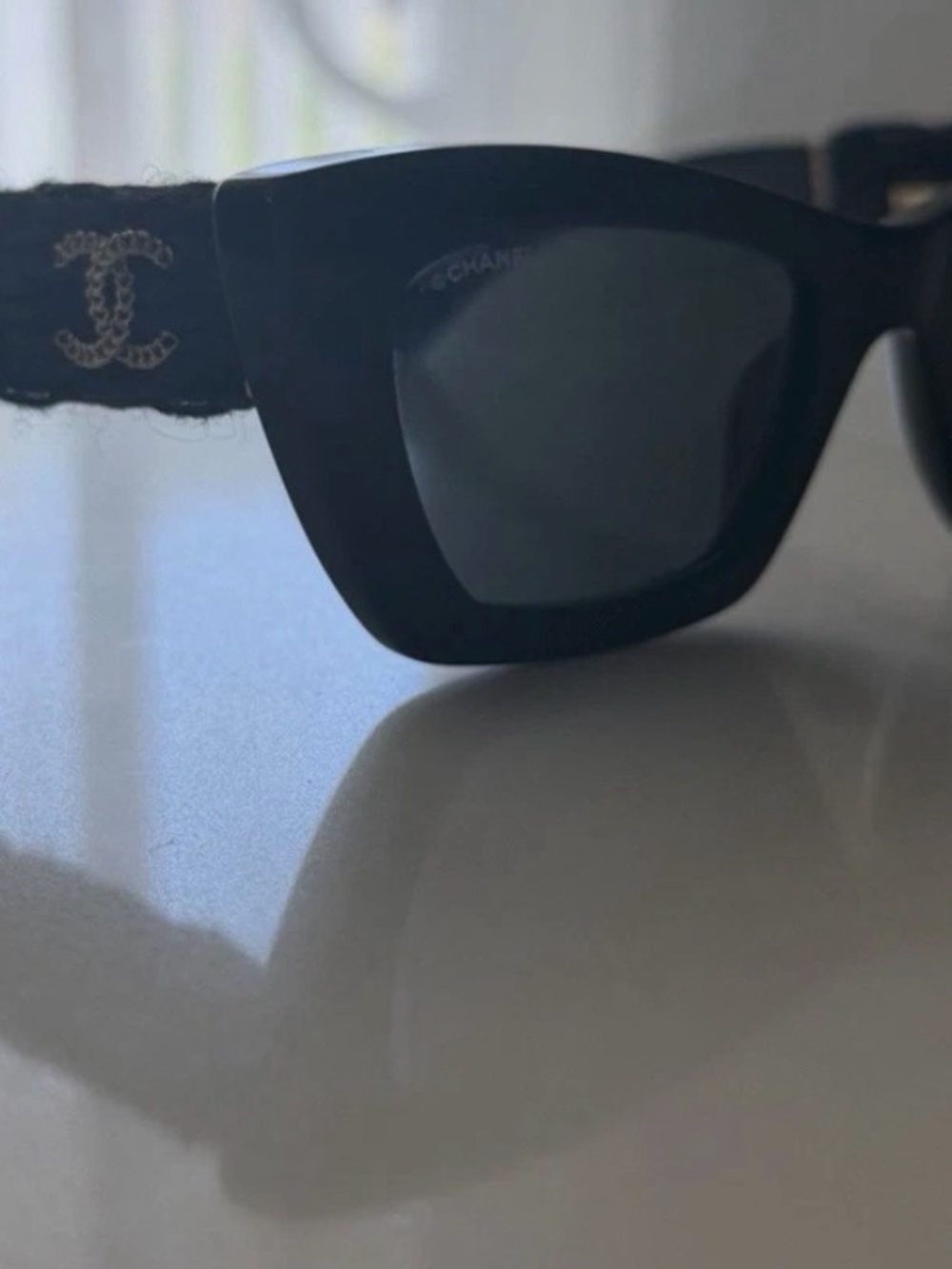 CHANEL Black Cat-Eye Tweed Sunglasses with Gold CC - Picture 7 of 7